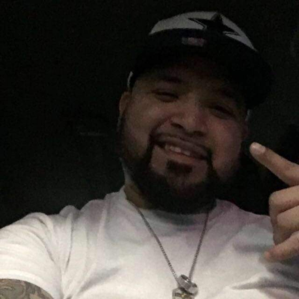 Meet your Posher, Ramiro